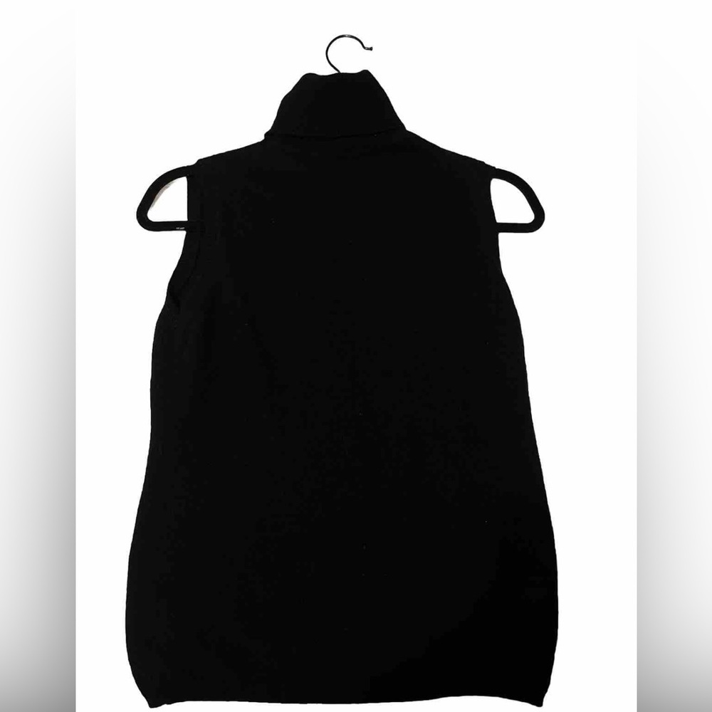 100% Cashmere Finest Two Ply Yarns Womens Turtleneck Sleeveless Sweater Size M